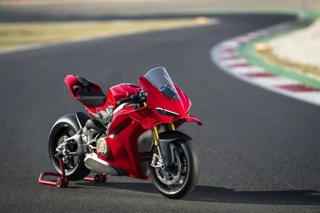 ducati panigale v4s