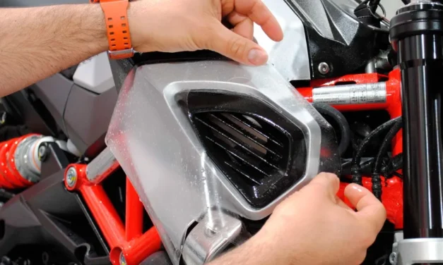 Como funciona el PPF en una moto?